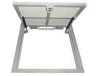 Так выглядит напольный люк АМО 1100п*800 